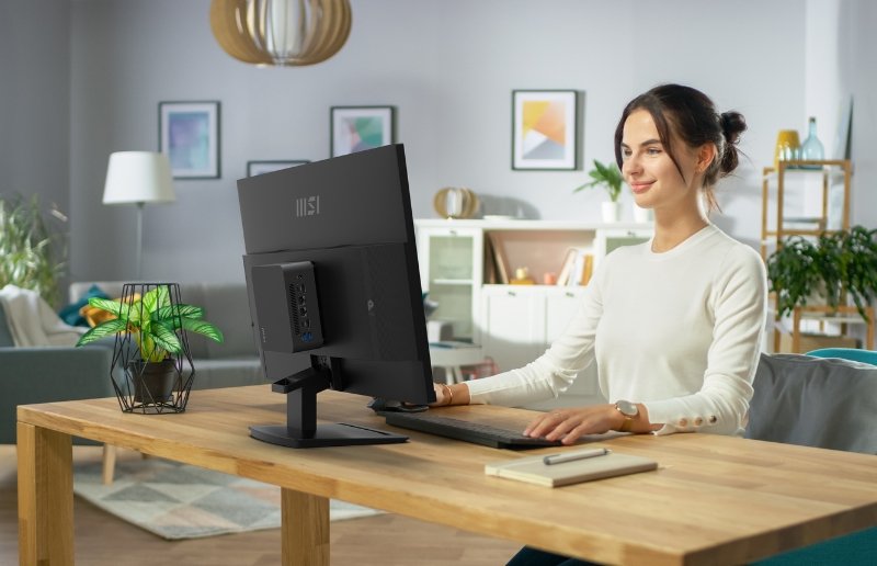 Revo One – Ordinateur modulaire avec mini PC séparé de l’écran